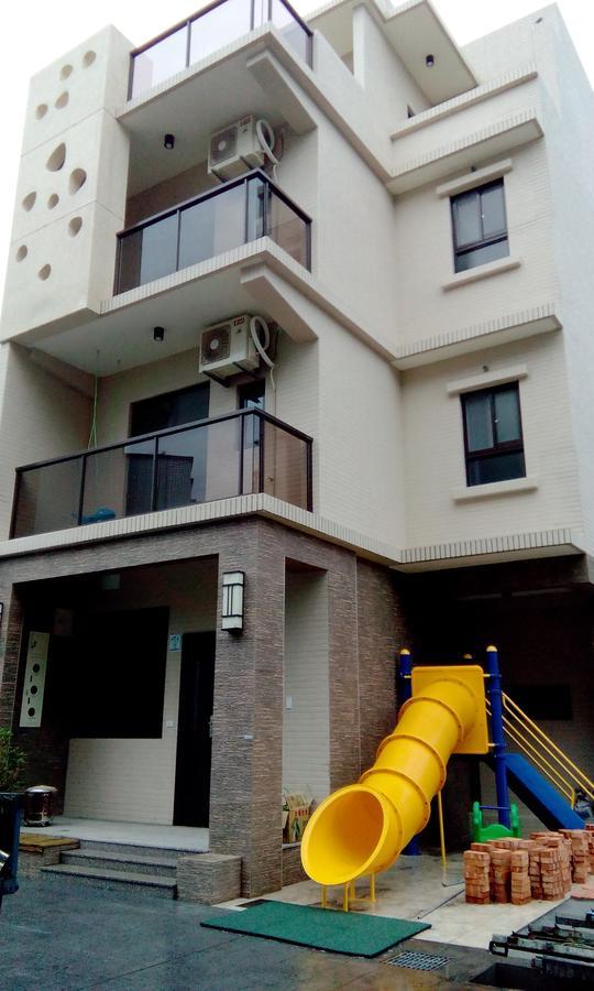充電樁 羅東木村電梯民宿luodong Tree Bnb 雲朵朵二館 近週三清溝 免費洗衣機 烘衣機 星巴克咖啡豆 國旅卡特約店 Extérieur photo